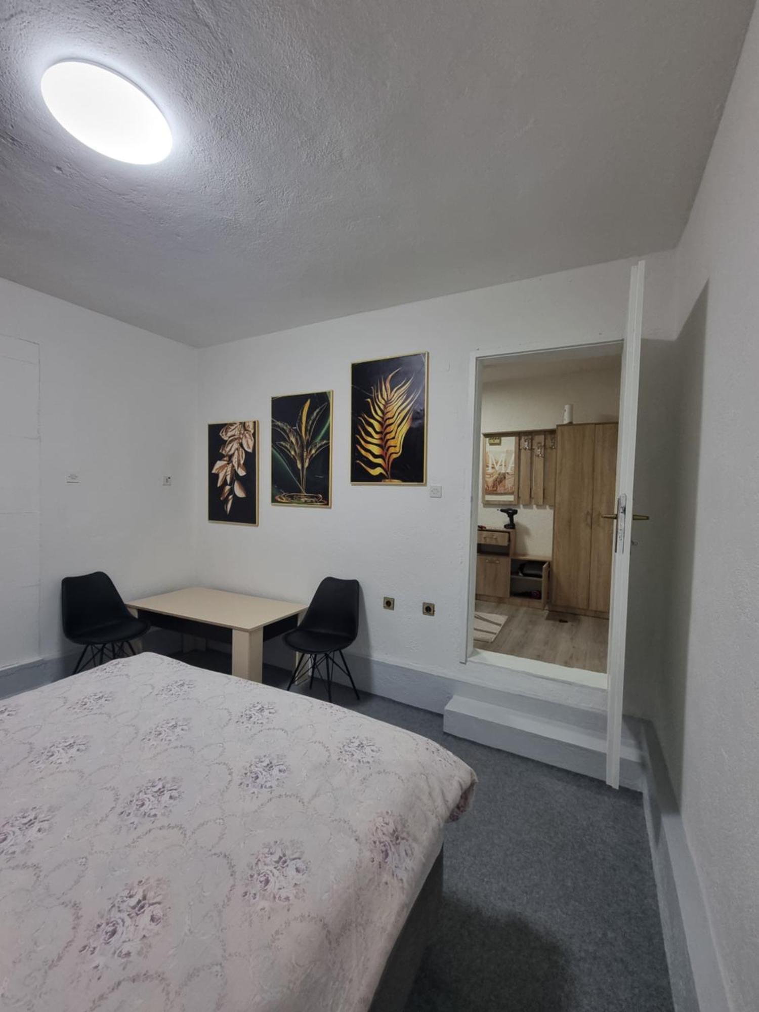 Family Apartment *